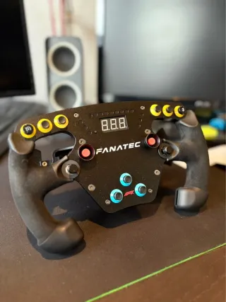Fanatec CSL DD + F1 Esport V2 + Pedales CSL