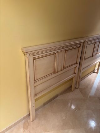 2 Cabeceros de cama estilo clásico