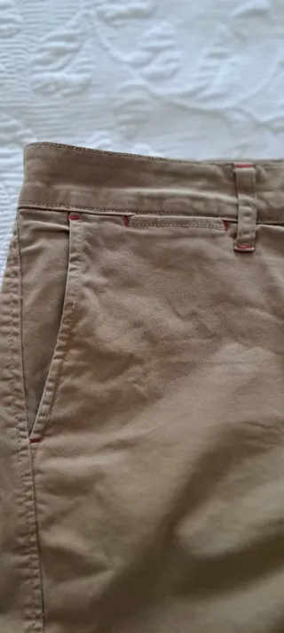 Pantalón chino hombre beige