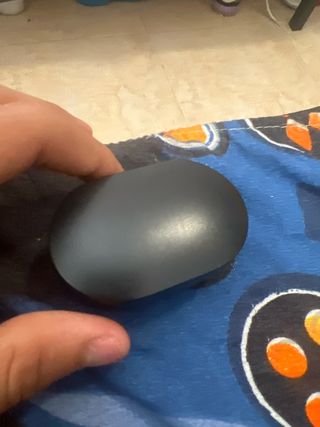 Cascos negros y azules