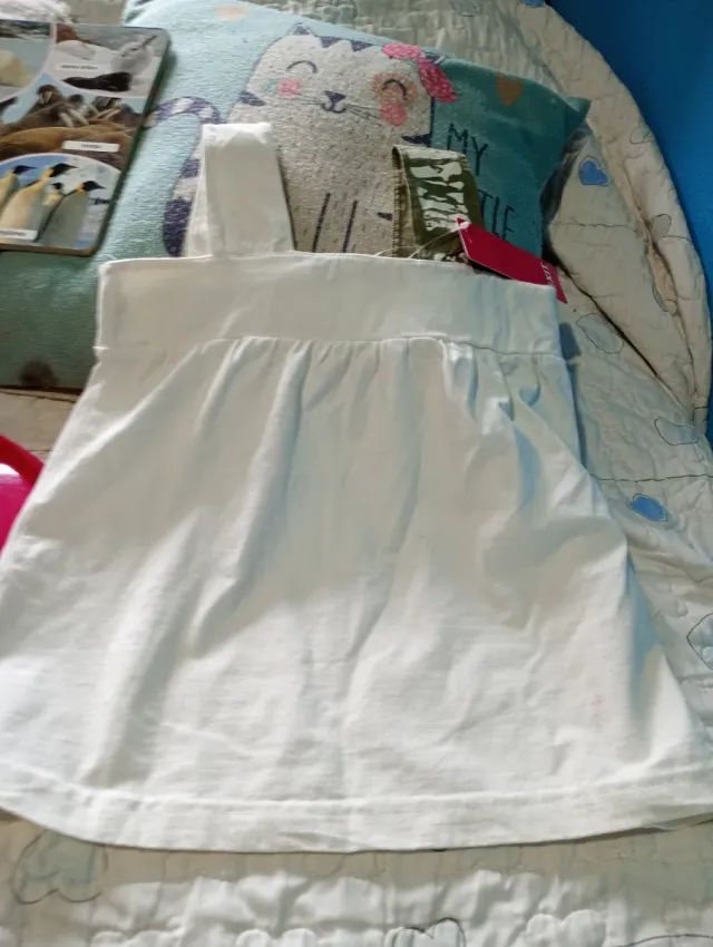 Camiseta niña blanca sin estrenar