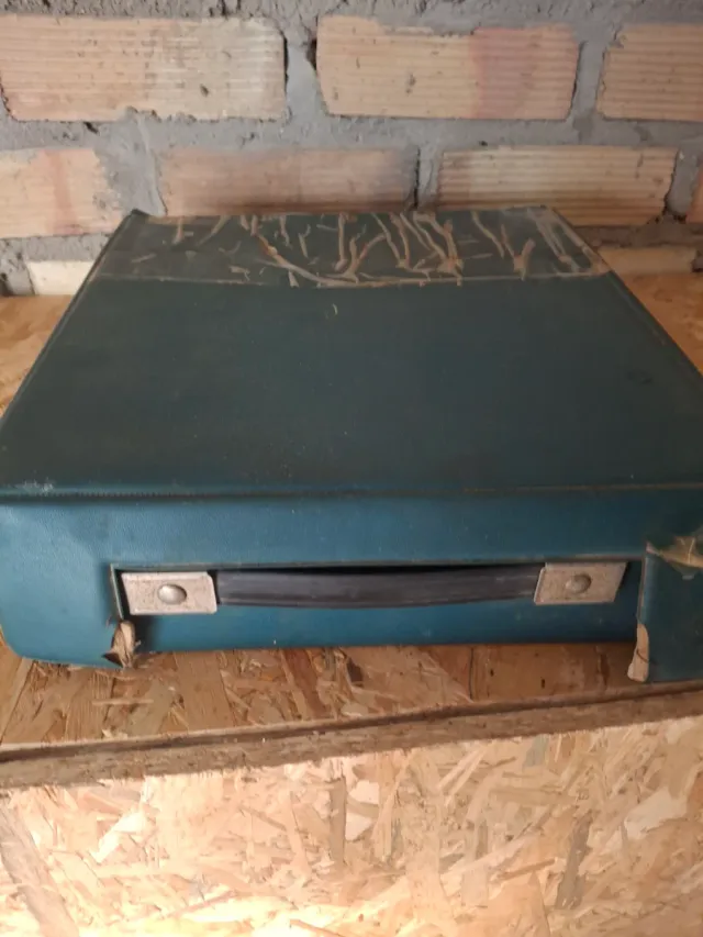 Máquina de escribir Olivetti Dora