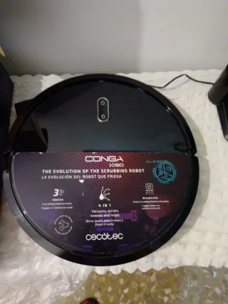 Robot aspirador Conga 1090 para reparar