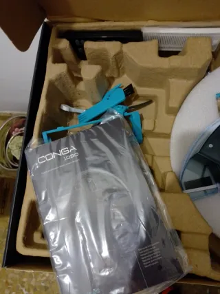Robot aspirador Conga 1090 para reparar