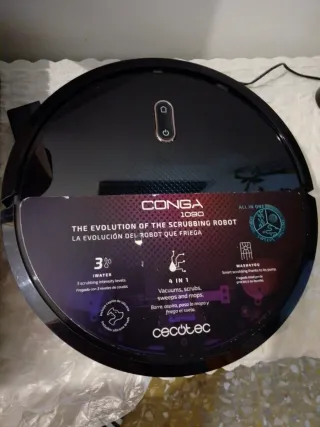 Robot aspirador Conga 1090 para reparar