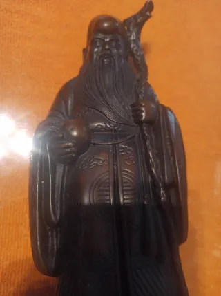 Figure Cinesi in Resina Marrone e Nero