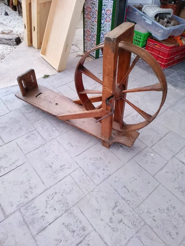 Rueca Antigua Grande Decorativa