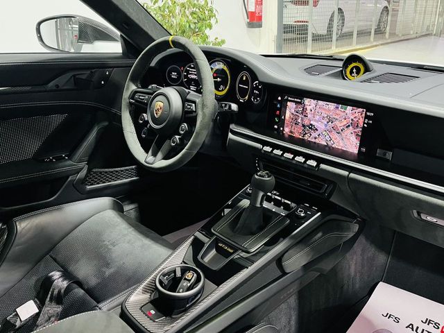 Porsche 911 992 GT3 RS  4.0 Gasolina 525 CV