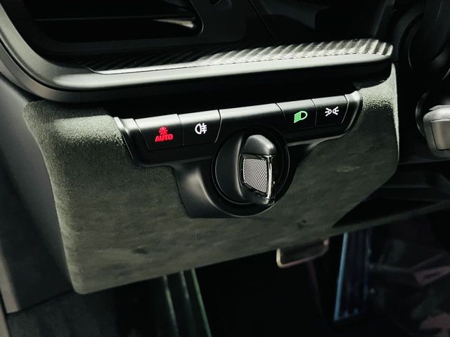 Porsche 911 992 GT3 RS  4.0 Gasolina 525 CV