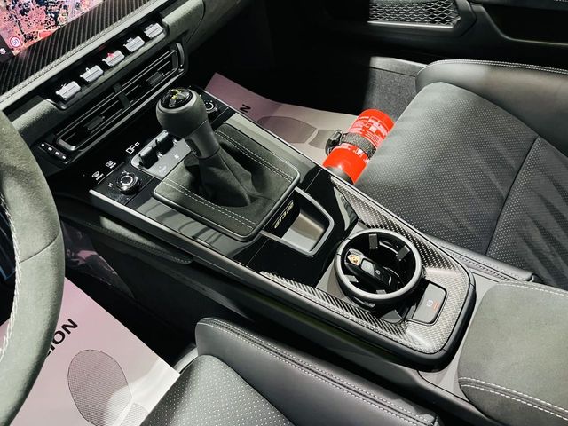 Porsche 911 992 GT3 RS  4.0 Gasolina 525 CV