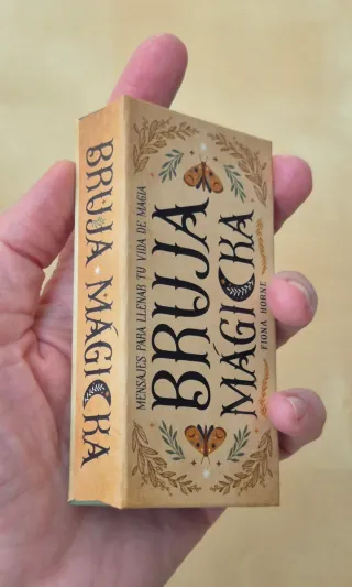 Oráculo Bruja Mágica Fiona Horne