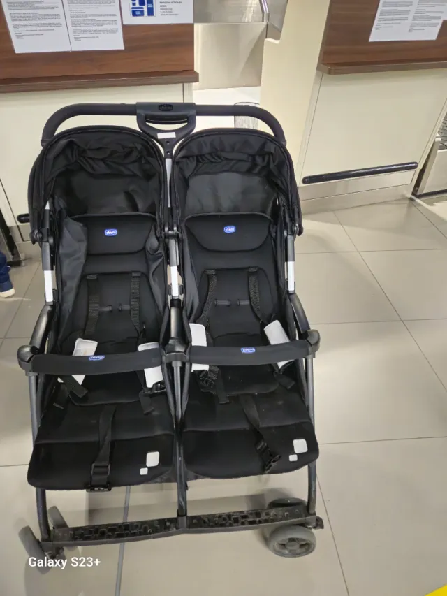 Carrito de paseo doble negro