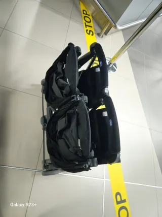 Carrito de paseo doble negro