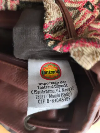 Bolso bandolera marrón, granate y verde