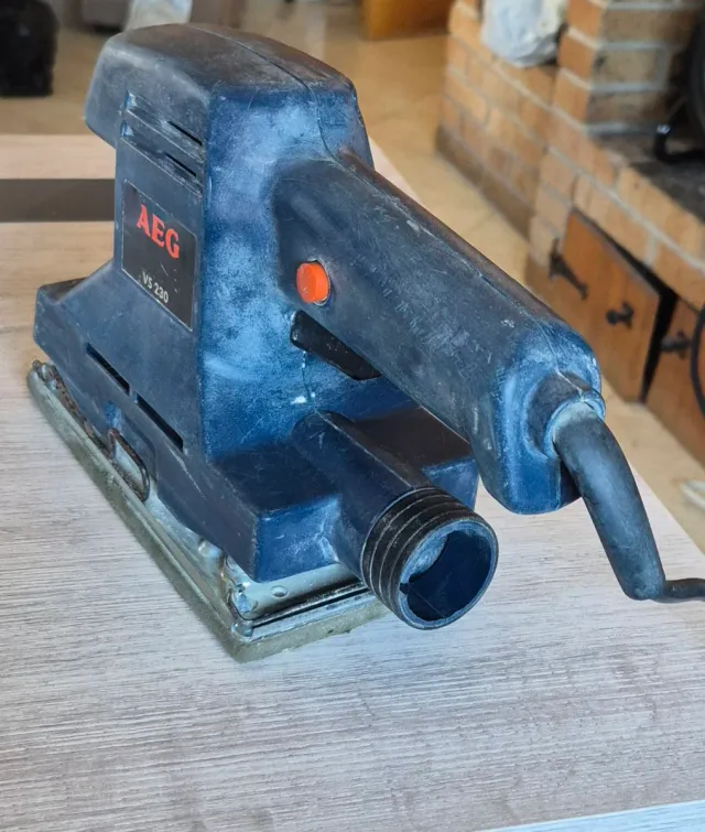 Lijadora Orbital AEG VS 230