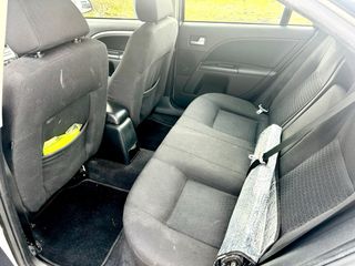 Ford Mondeo 2004 en muy buen estado