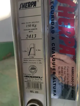 Escalera aluminio 13 peldaños 4.5m