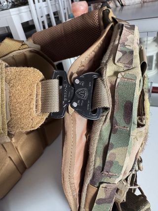 Porta placas Husar Noble 4.0 Multicam