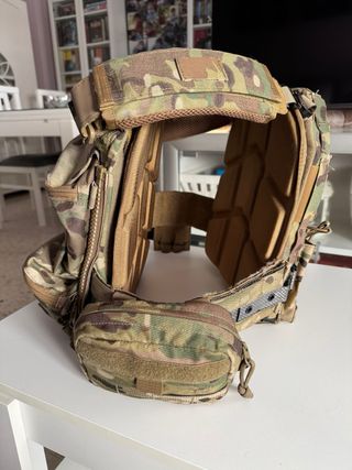 Porta placas Husar Noble 4.0 Multicam