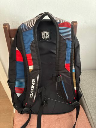 Mochila Dakine Negra Multicolor