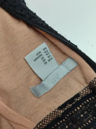 Falda midi H&M encaje negro