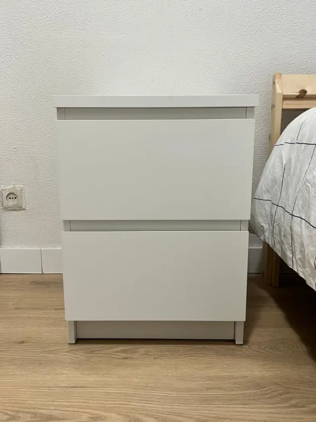 2 cómodas Ikea blancas 4 y 2  cajones