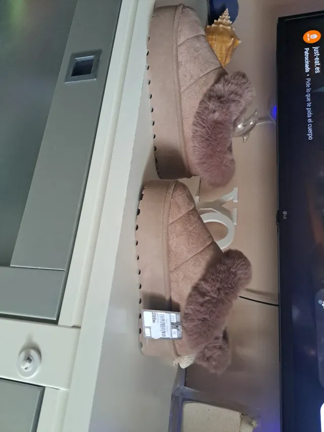 Botines beige/marrón con pelo talla 38