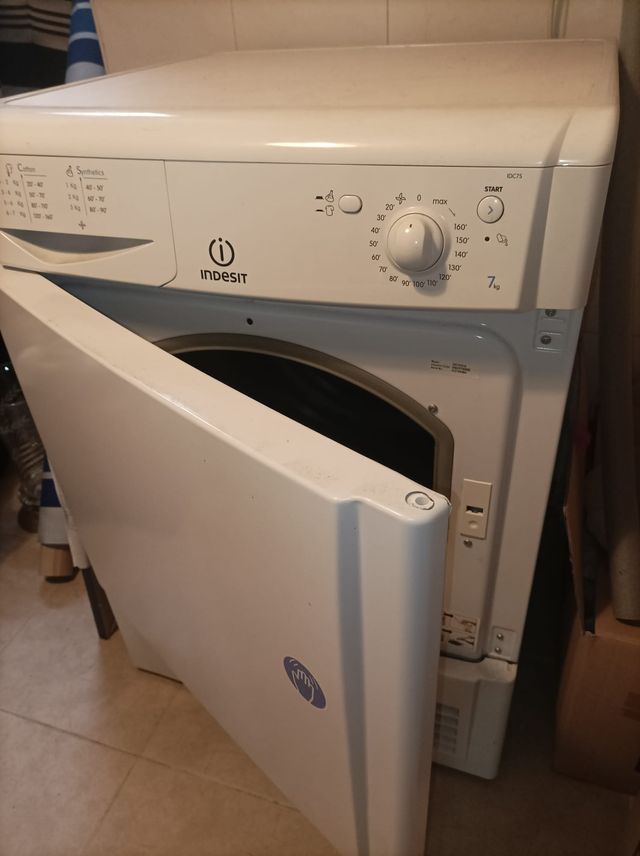 Secadora Indesit 7kg *leer
