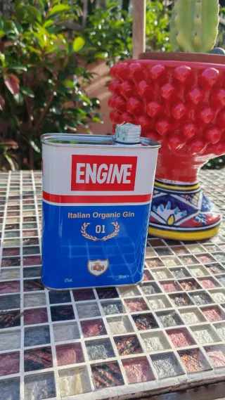 Lattina Engine Italian Organic Gin