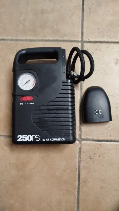 Compressore Aria 12V 250PSI