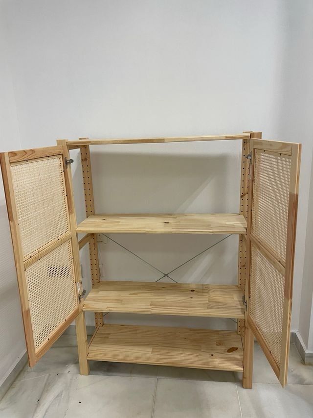 Estantería Ivar Ikea Madera y Rattan
