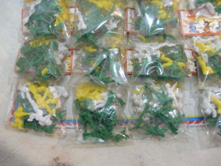 Espositore incompleto di soldatini giocattolo González