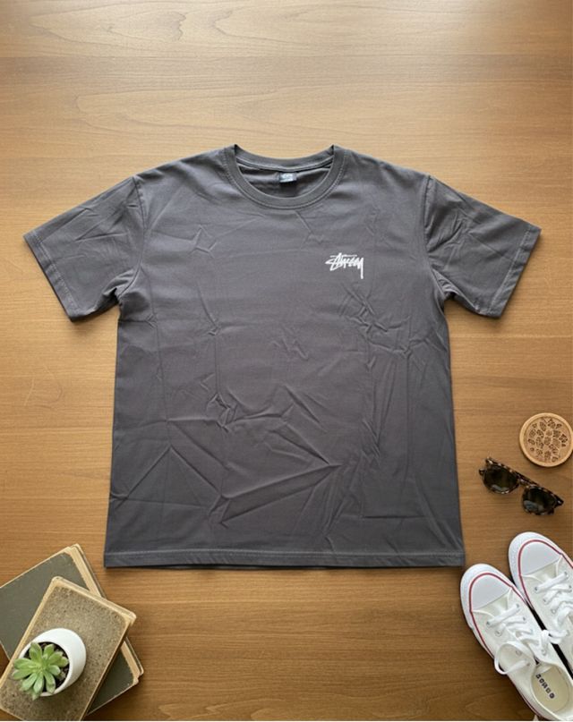 Camiseta Stussy Gris Nueva a Estrenar