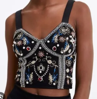 Top Zara bordado Talla S