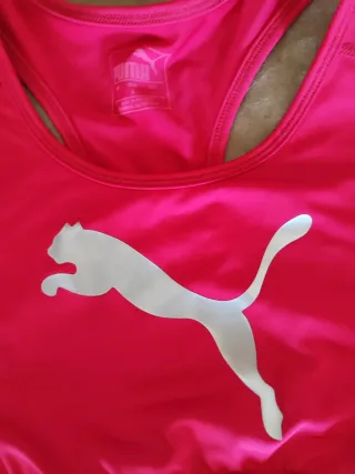 Sujetador deportivo Puma rosa