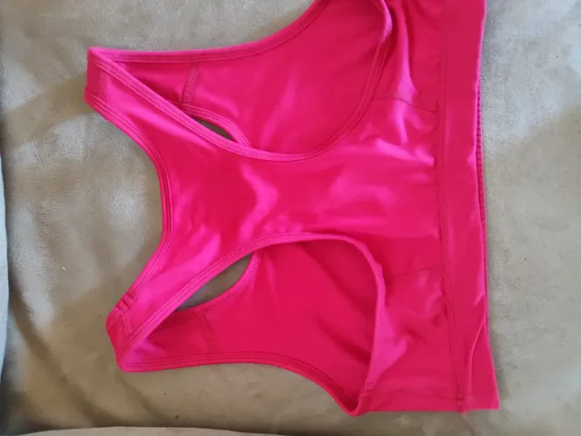 Sujetador deportivo Puma rosa