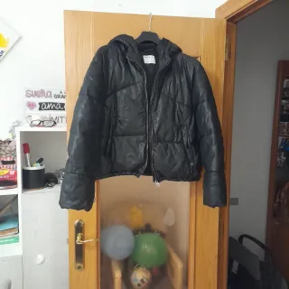 Chaqueta acolchada negra Zara