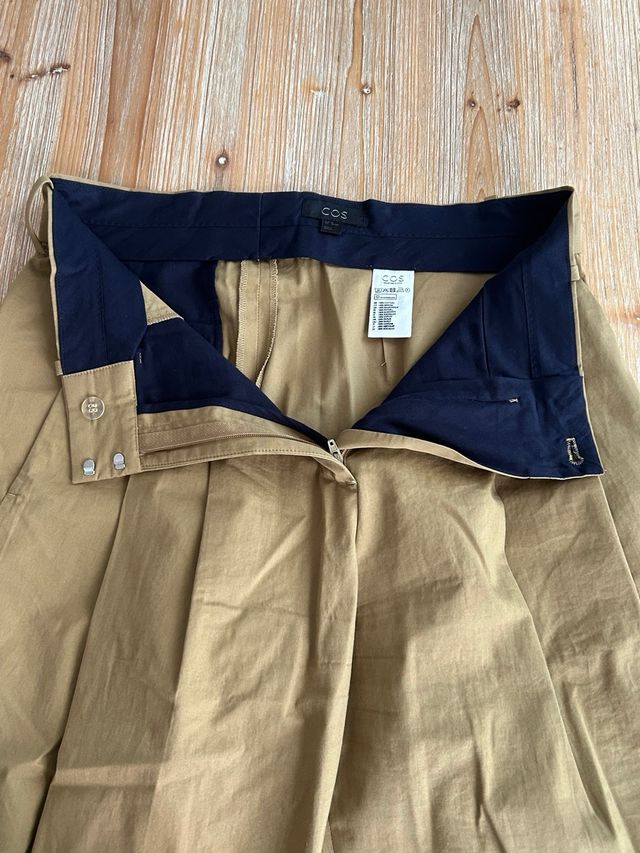 Pantalón COS caqui