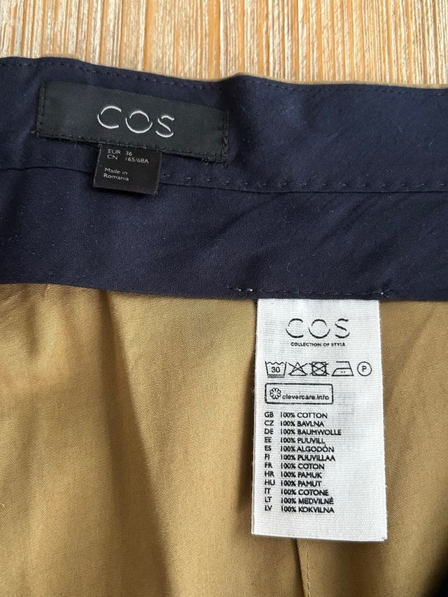 Pantalón COS caqui