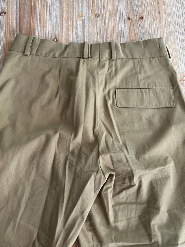 Pantalón COS caqui