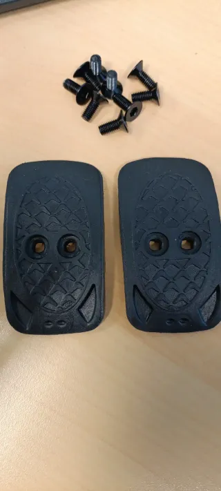 Tapas para calas de ciclismo. En perfecto estado