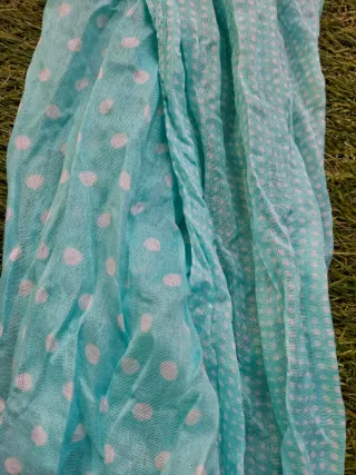 Pañuelo Primark lunares azul turquesa