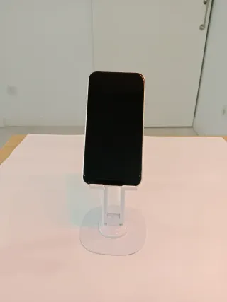 iPhone 11 128GB • Reacondicionado (0usos)