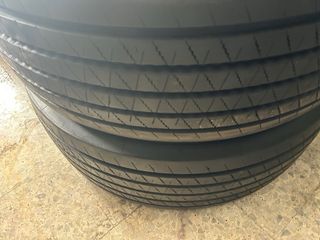 Neumáticos de camión de ocasión