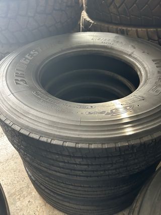 Neumáticos de camión de ocasión