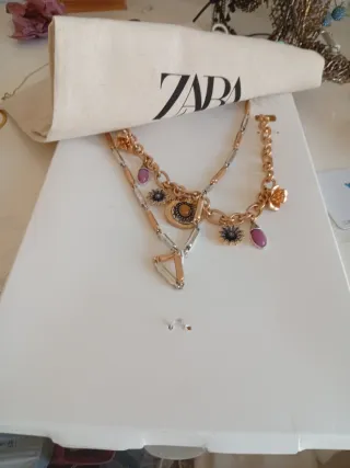 Collar Zara dorado y morado