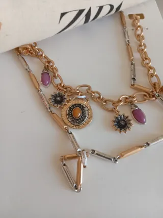 Collar Zara dorado y morado