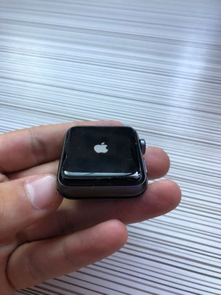 Apple Watch Series 2 – Pantalla rota + 4 correas