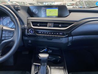 Lexus UX 2.0 250H Business Navigation 184cv Hybrid