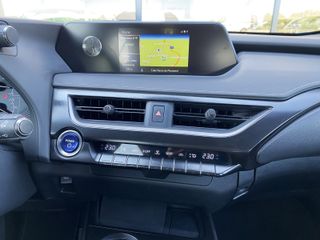 Lexus UX 2.0 250H Business Navigation 184cv Hybrid